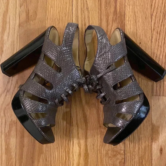 Coach 5” heel Moreen snakeskin gold print heels, open toe 7.5 B laces cut out - Picture 3 of 8